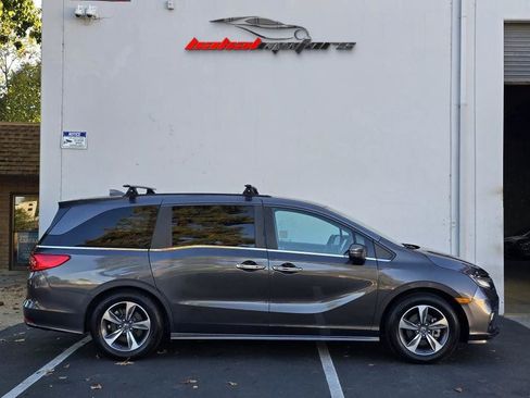 Used 2018 Honda Odyssey Touring image 10