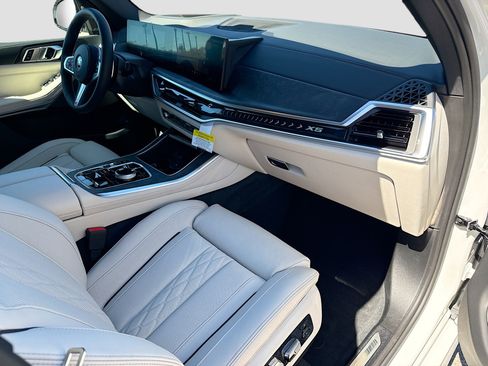 New 2026 BMW X5 xDrive50e w/ Executive Package image 15