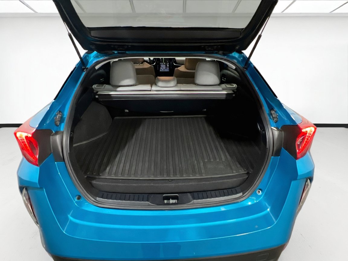 Used 2020 Toyota Prius Prime FWD image 18