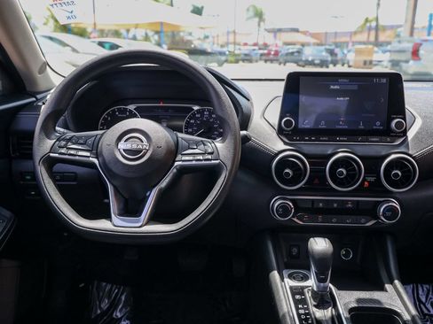 Used 2024 Nissan Sentra SV FWD image 21