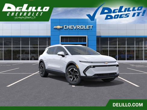 New 2026 Chevrolet Equinox EV LT image 1