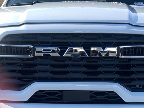 New 2026 RAM 2500 Big Horn AWD/4WD image 10
