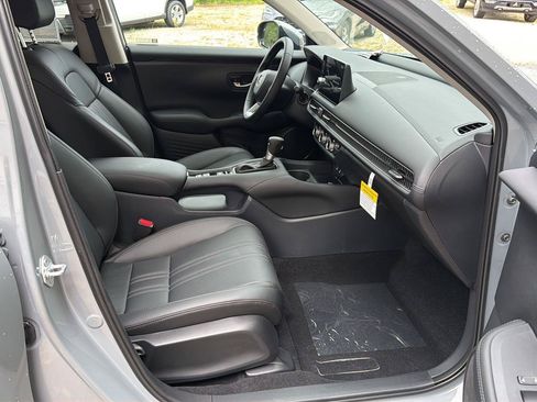 New 2027 Honda HR-V EX-L image 13
