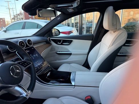 Certified 2022 Mercedes-Benz C 300 4MATIC Sedan image 27