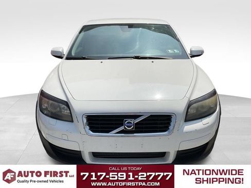 Used 2009 Volvo C30 FWD image 2