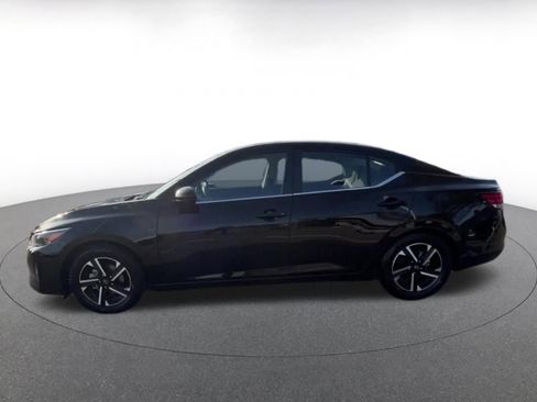Used 2025 Nissan Sentra SV image 9