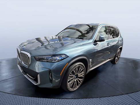 Used 2026 BMW X5 xDrive40i w/ Executive Package AWD/4WD image 2
