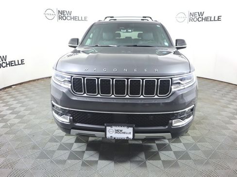 Used 2023 Jeep Wagoneer Series II w/ Premium Group I image 2