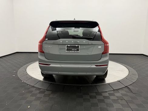 Certified 2024 Volvo XC90 T8 Plus AWD/4WD image 6