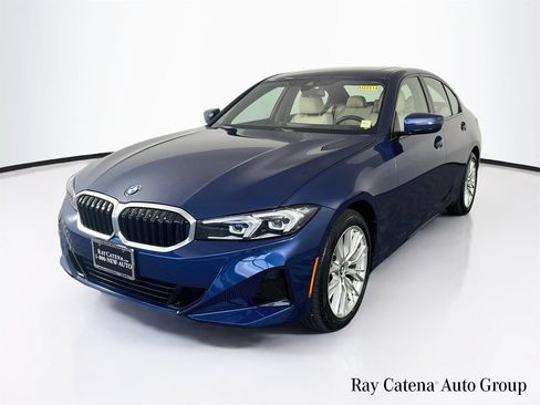 Used 2023 BMW 330i xDrive Sedan w/ Premium Package AWD/4WD image 3