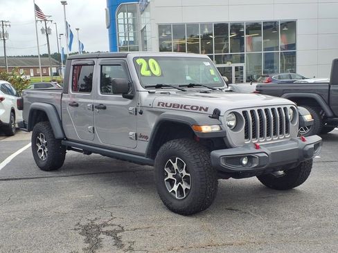 Used 2020 Jeep Gladiator Rubicon w/ Trailer Tow Package image 2
