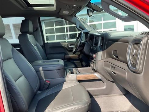 Used 2021 Chevrolet Silverado 1500 LT Trail Boss w/ Convenience Package II AWD/4WD image 10