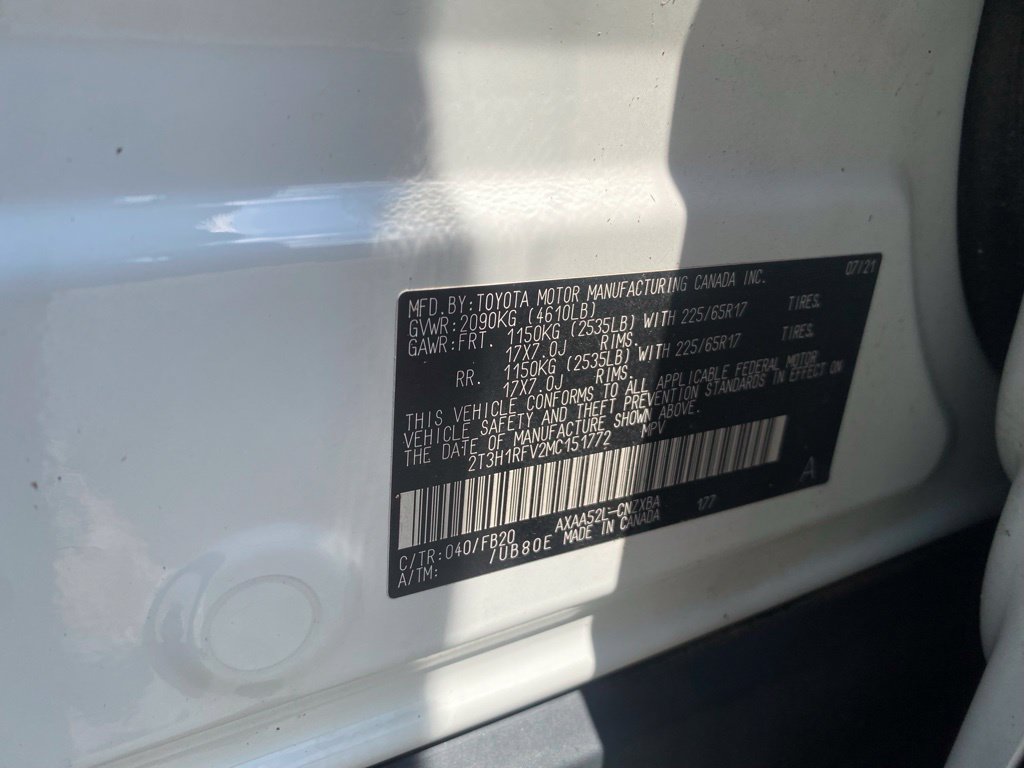 Used 2021 Toyota RAV4 LE FWD image 15
