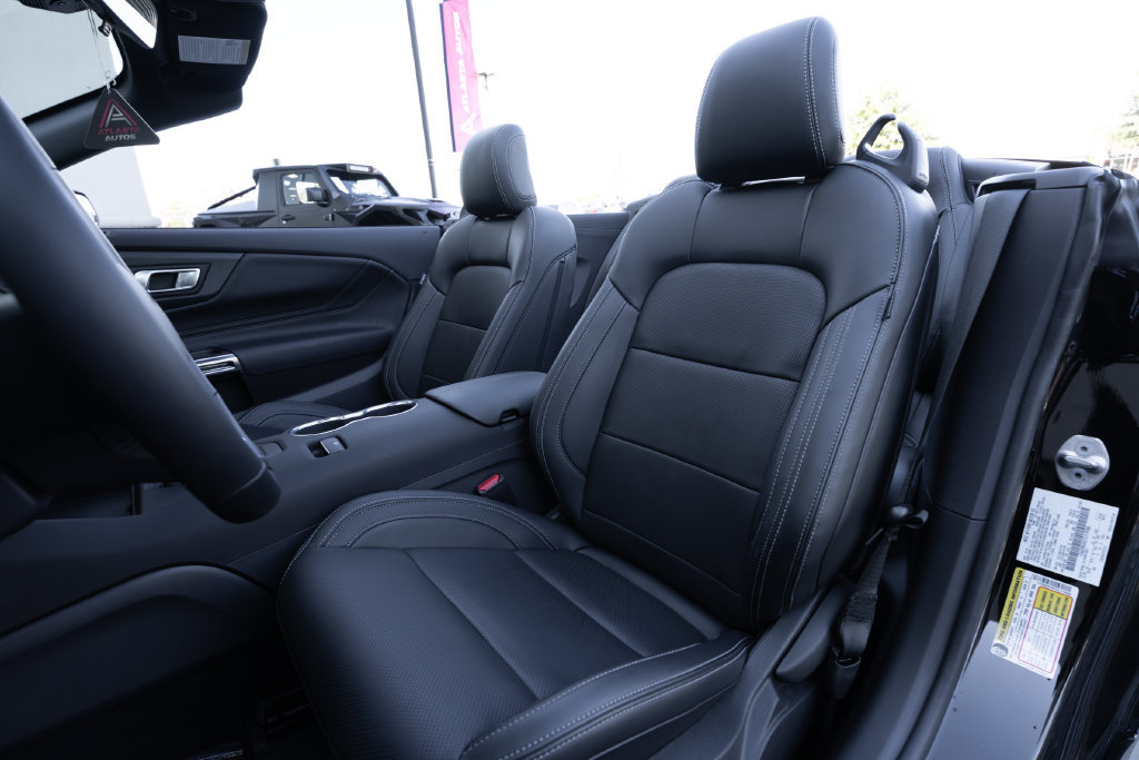 Used 2026 Ford Mustang Premium RWD image 23