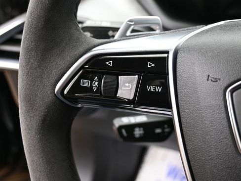 Used 2023 Audi e-tron GT Prestige w/ Prestige Package image 19