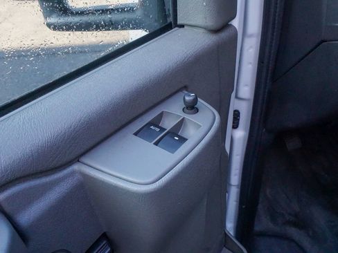 Used 2022 Chevrolet Express 3500 w/ Power Convenience Package image 14