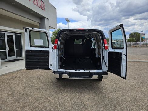 Used 2025 Chevrolet Express 2500 w/ Driver Convenience Package RWD image 11