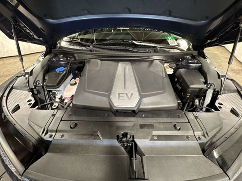 Certified 2023 Kia EV6 Wind w/ Wind Technology Package image 31