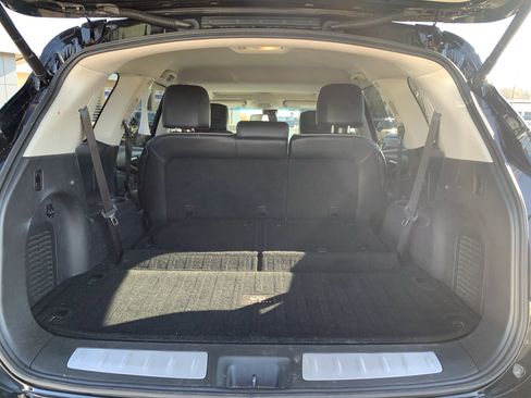 Used 2017 INFINITI QX60 w/ Premium Plus Package image 34