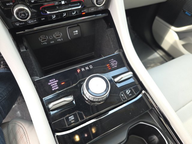 Used 2023 Jeep Grand Cherokee L Summit w/ Advanced Protech Group IV AWD/4WD image 33
