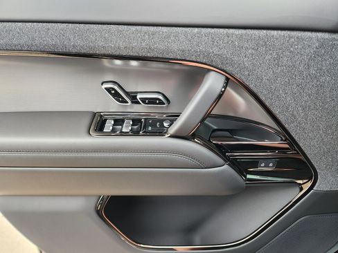 New 2026 Land Rover Range Rover Sport SE image 22
