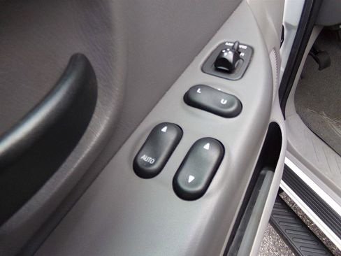 Used 2001 Ford F150 Lariat image 72