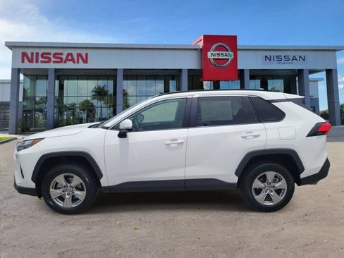 Used 2024 Toyota RAV4 XLE FWD image 8