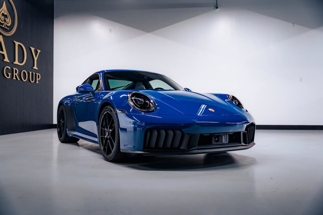 Used 2025 Porsche 911 GTS image 7