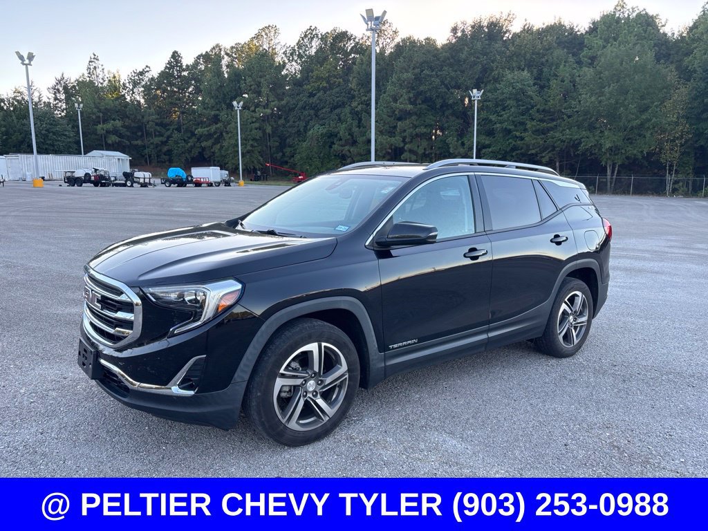 Used 2021 GMC Terrain SLT w/ LPO, Floor Liner Package FWD image 3