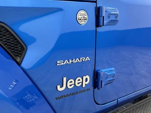 Used 2023 Jeep Wrangler Sahara w/ Safety Group image 37