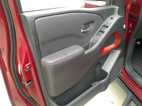 Used 2023 Nissan Frontier Pro-X w/ Technology Package image 15