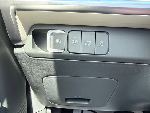Used 2026 Hyundai Santa Fe SEL FWD image 27