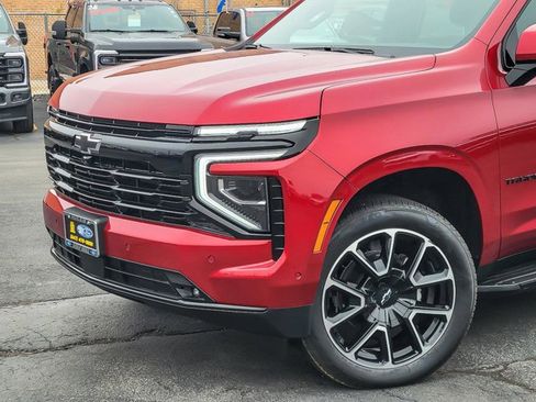 Used 2025 Chevrolet Tahoe RST w/ Sun And Tow Package AWD/4WD image 3