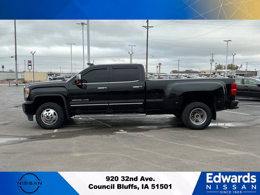 Used 2015 GMC Sierra 3500 Denali w/ Duramax Plus Package AWD/4WD image 2