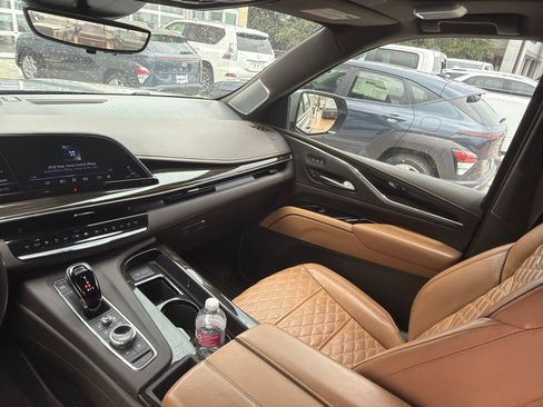 Used 2023 Cadillac Escalade Sport w/ Touring Package RWD image 15