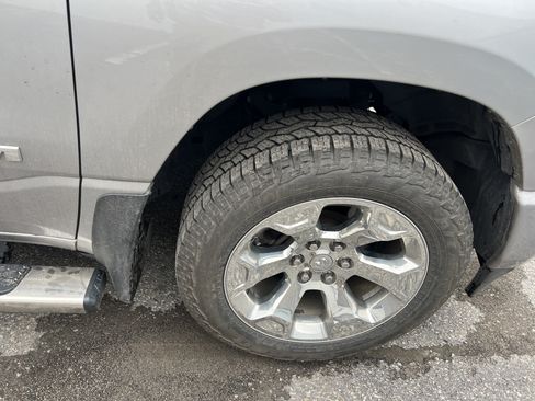 Used 2022 RAM 1500 Big Horn AWD/4WD image 5