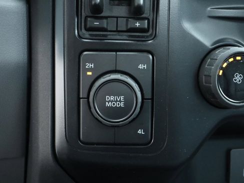 Used 2024 Ford F550 4x4 Regular Cab Super Duty image 11