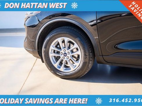 Used 2022 Ford Escape SE w/ Cold Weather Package image 33
