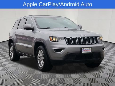 Used 2021 Jeep Grand Cherokee Laredo RWD image 3