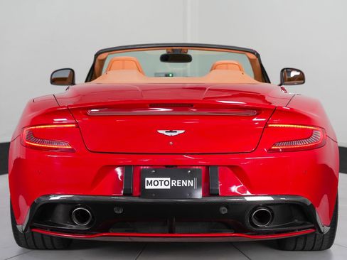 Used 2014 Aston Martin Vanquish Volante RWD image 7