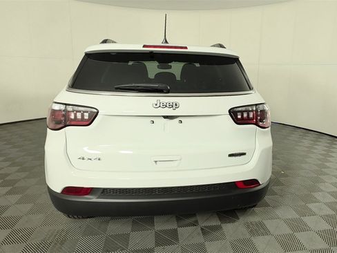 New 2026 Jeep Compass Latitude image 5