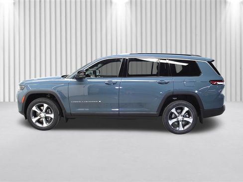 New 2026 Jeep Grand Cherokee L Limited w/ MOPAR Finishing Package AWD/4WD image 7