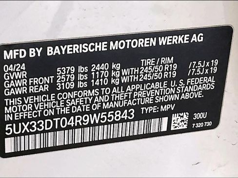 Certified 2024 BMW X4 xDrive30i w/ Premium Package image 32