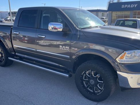 Used 2014 RAM 1500 Laramie w/ Convenience Group image 5