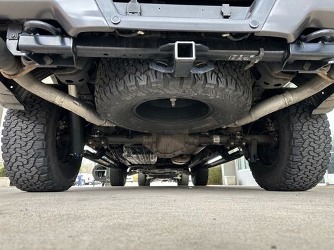 Used 2018 Ford F150 Raptor w/ Equipment Group 802A Luxury image 15