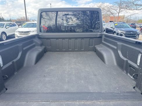 Certified 2020 Jeep Gladiator Rubicon image 9