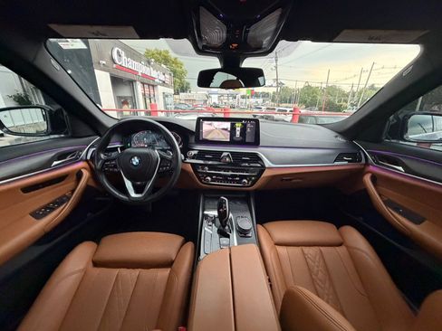Used 2022 BMW 530i xDrive w/ Convenience Package AWD/4WD image 43