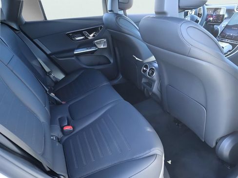 Used 2026 Mercedes-Benz GLC 300 4MATIC image 20