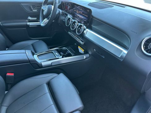 Certified 2026 Mercedes-Benz GLB 250 4MATIC image 17