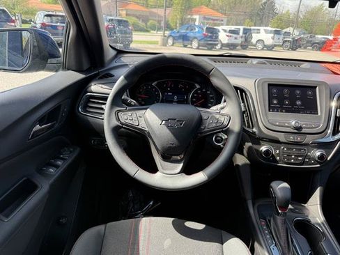 Certified 2023 Chevrolet Equinox RS w/ LPO, Floor Liner Package FWD image 17